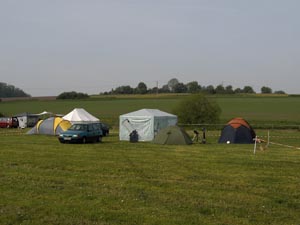 � N. Kloth 2004