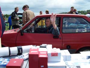 � N. Kloth 2004