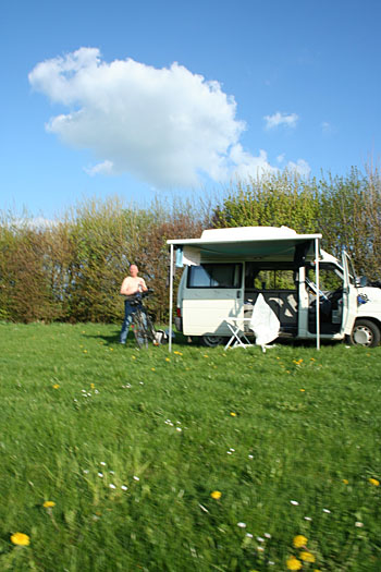 � N. Kloth 2008